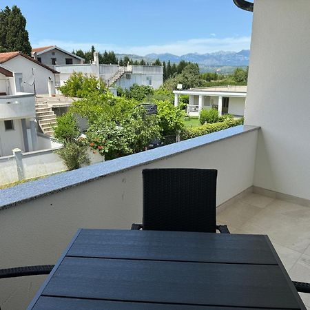 Adla Apartmani Ulcinj Exterior photo
