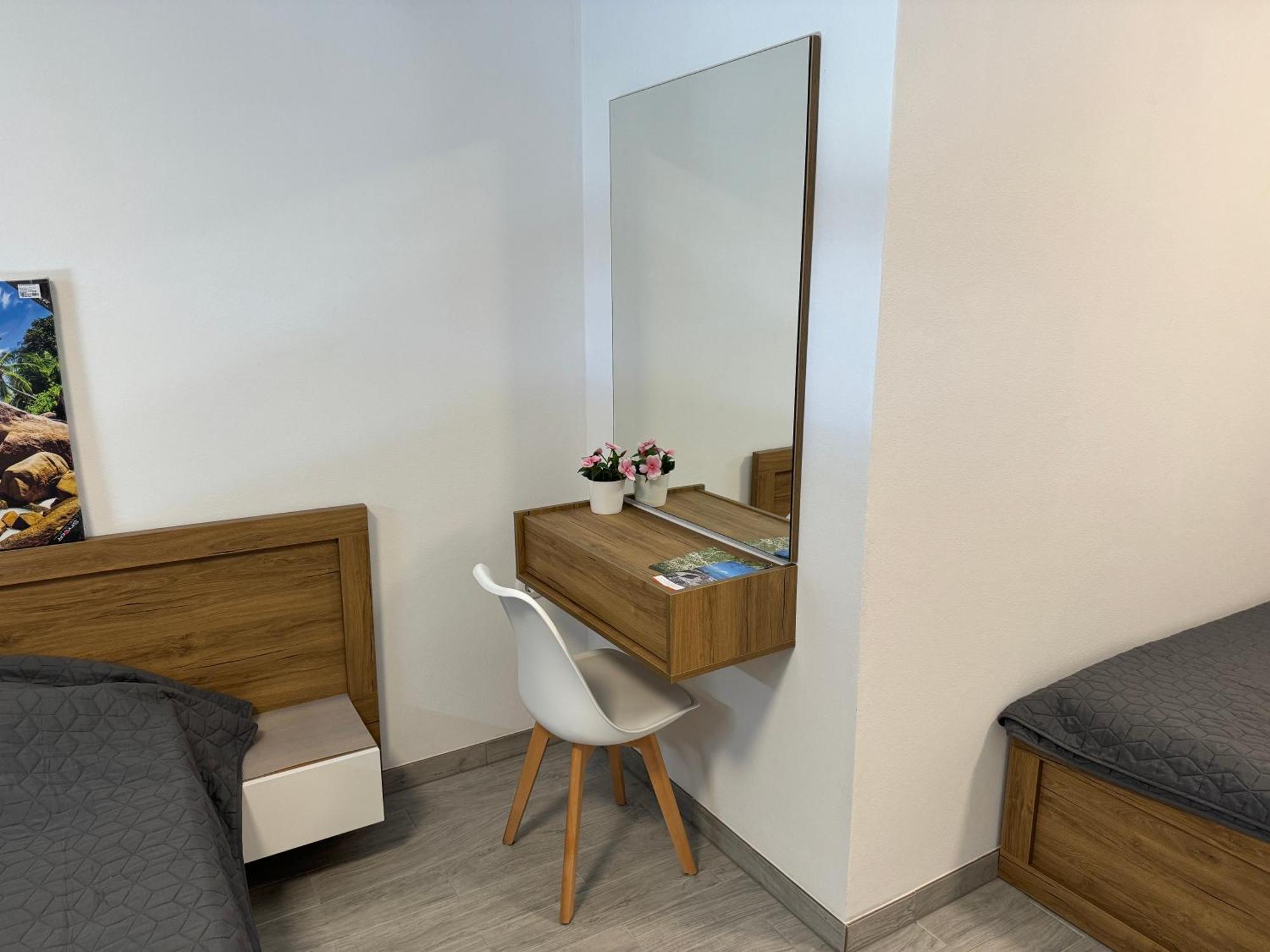Adla Apartmani Ulcinj Exterior photo