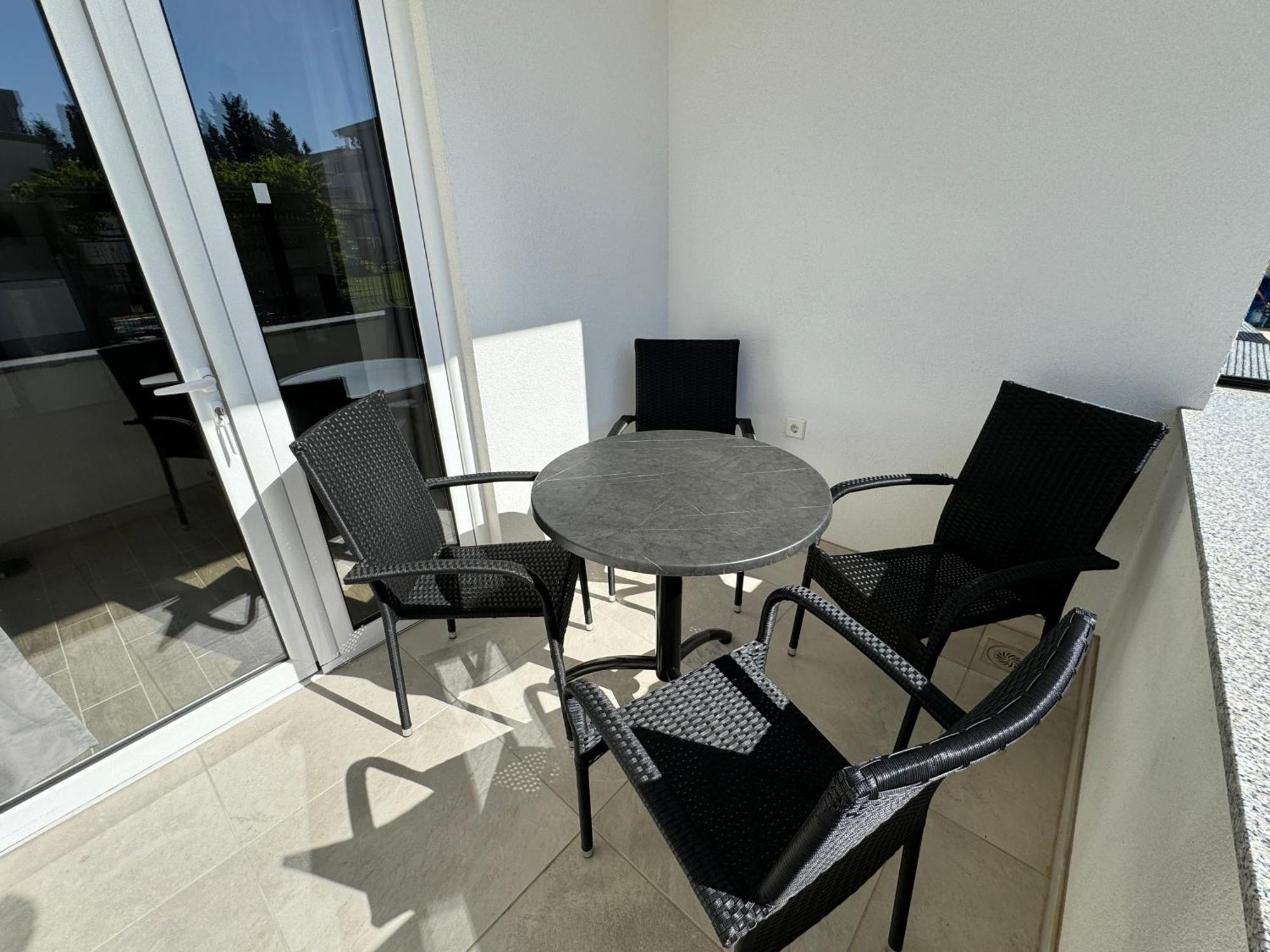 Adla Apartmani Ulcinj Exterior photo
