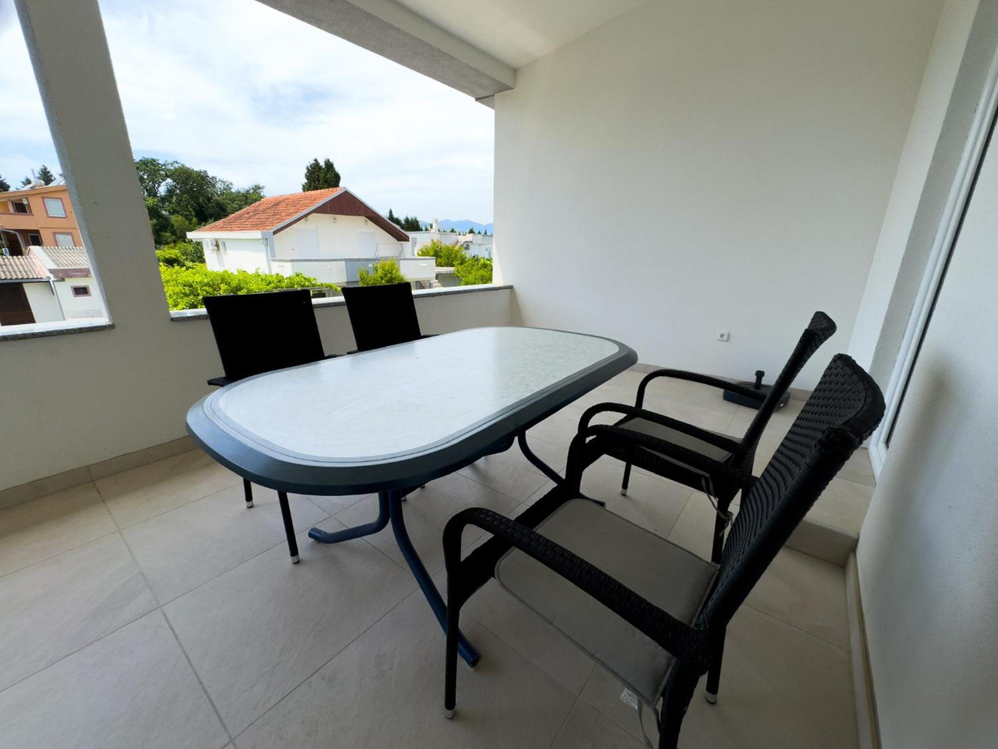 Adla Apartmani Ulcinj Exterior photo