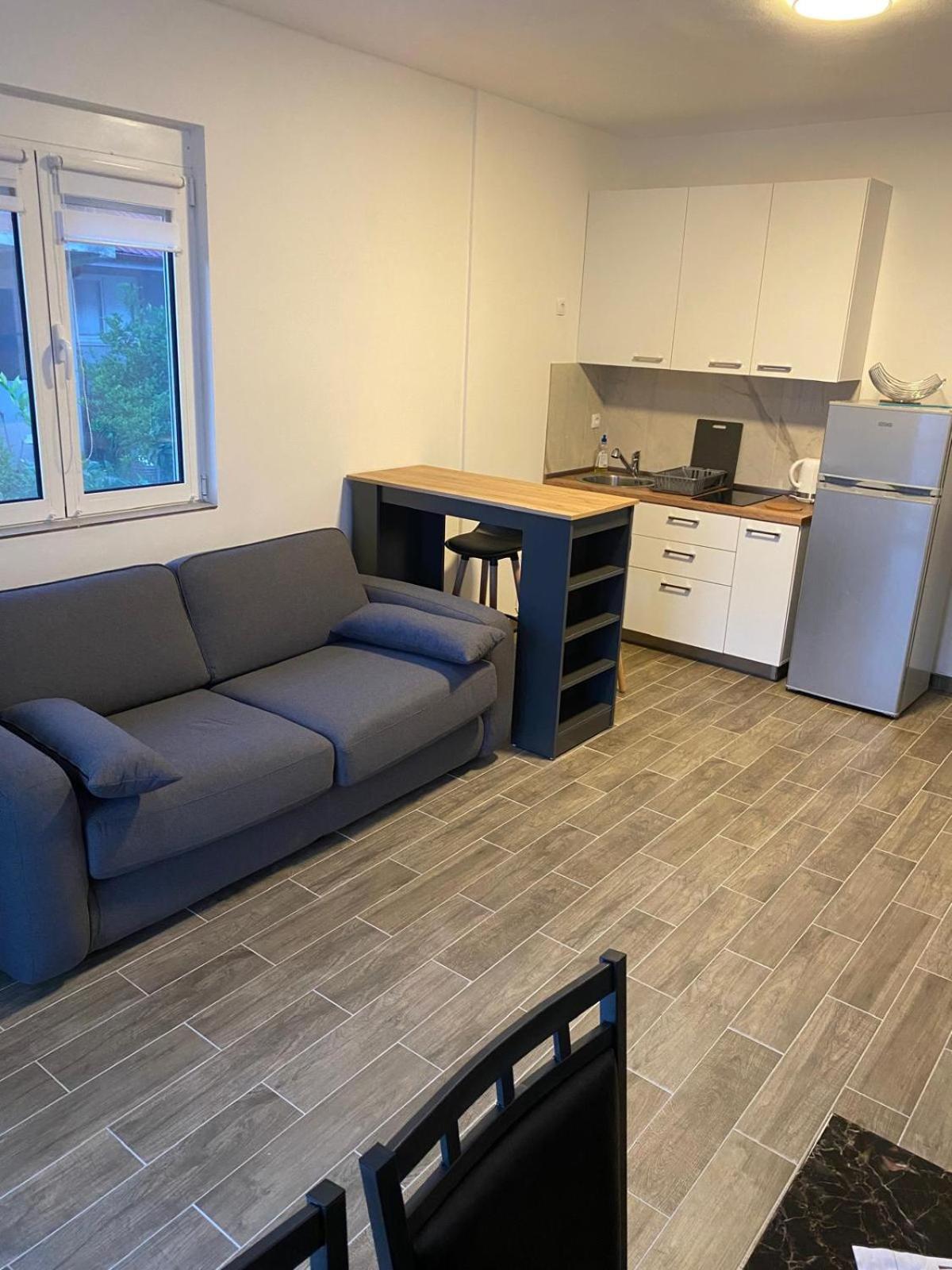 Adla Apartmani Ulcinj Exterior photo
