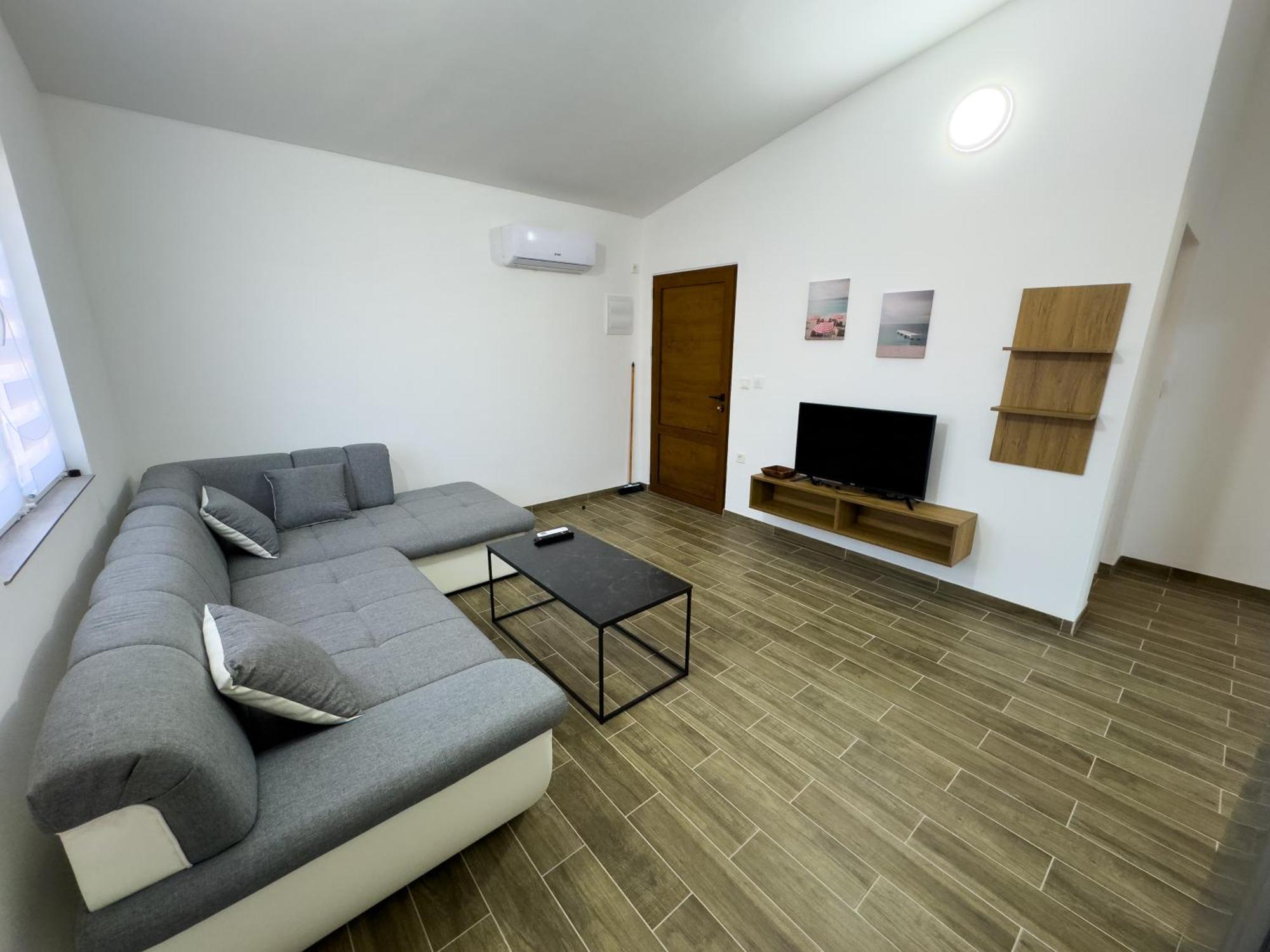 Adla Apartmani Ulcinj Exterior photo